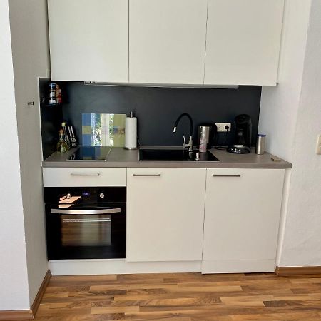 Zentrale Ferienwohnung Mit Balkon In Aquisgrà Exteriér fotografie