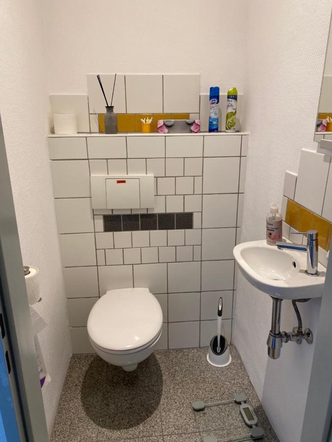 Zentrale Ferienwohnung Mit Balkon In Aquisgrà Exteriér fotografie